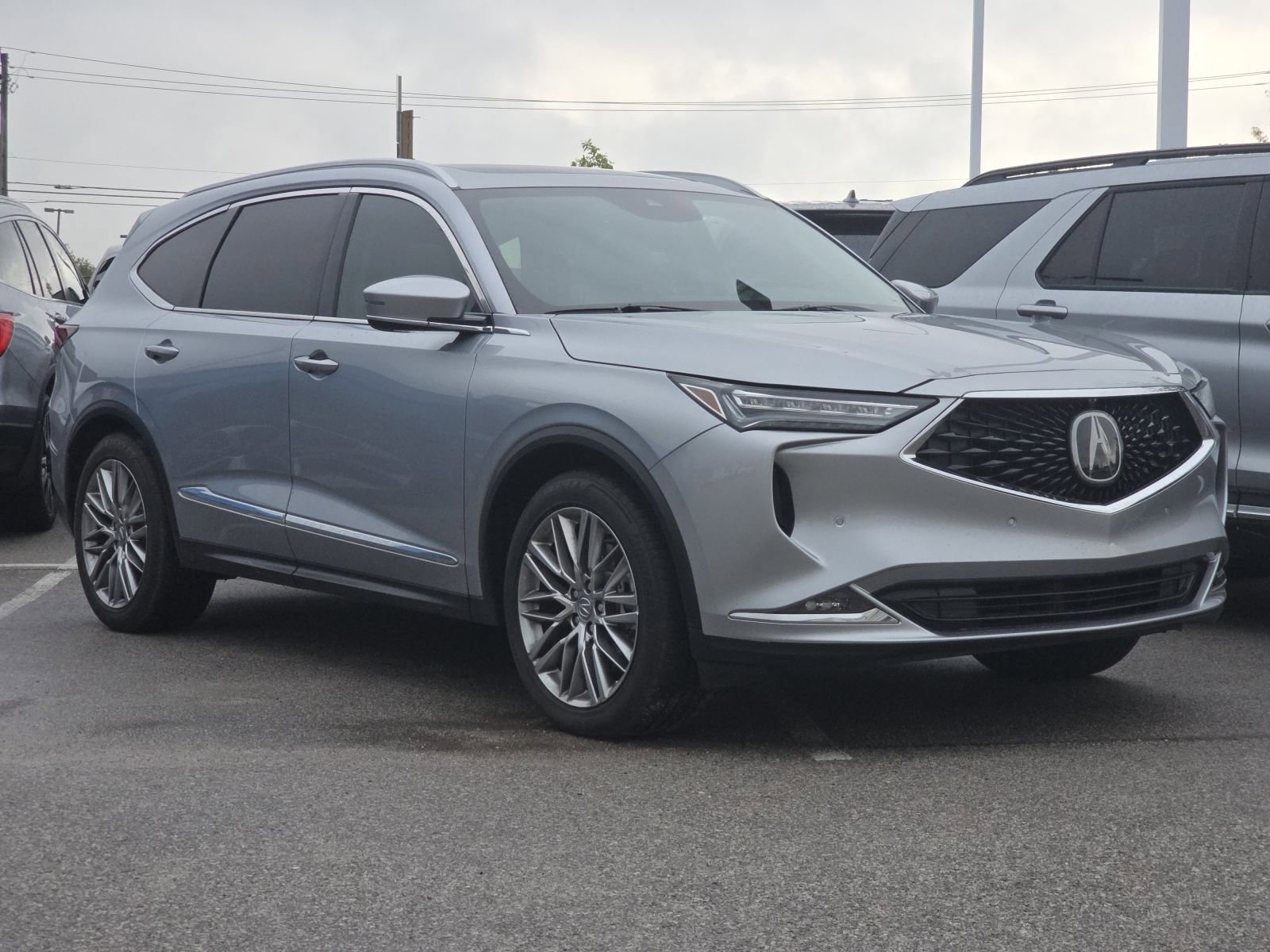 2022 Acura MDX Advance photo 2