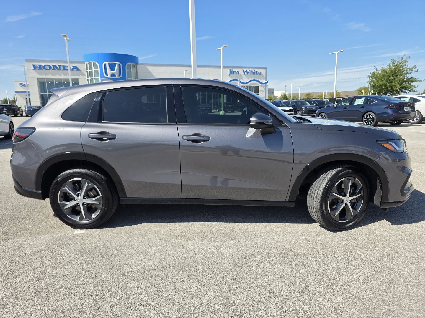 2025 Honda HR-V EX-L - Photo 16