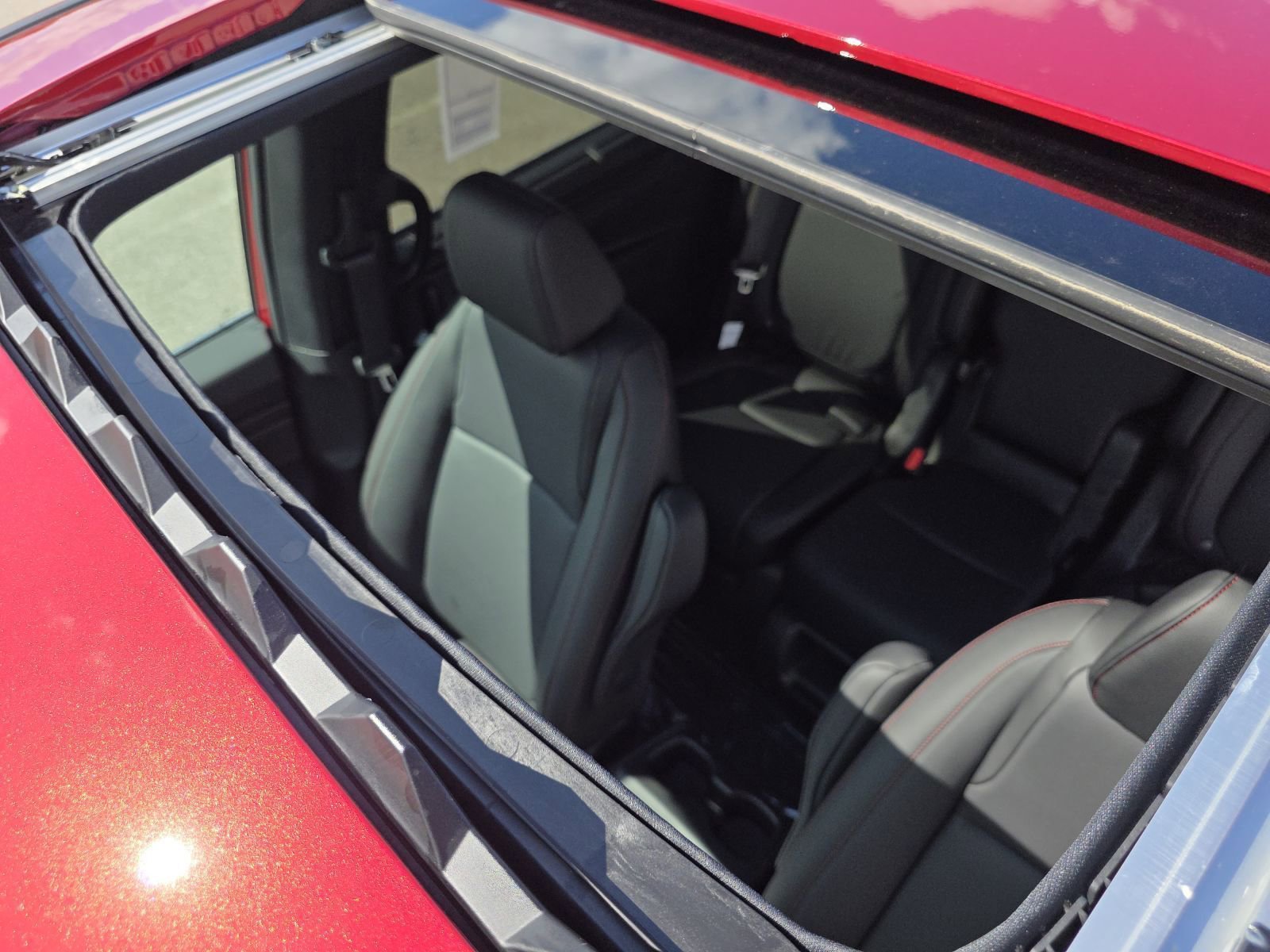 2026 Honda Odyssey photo 3