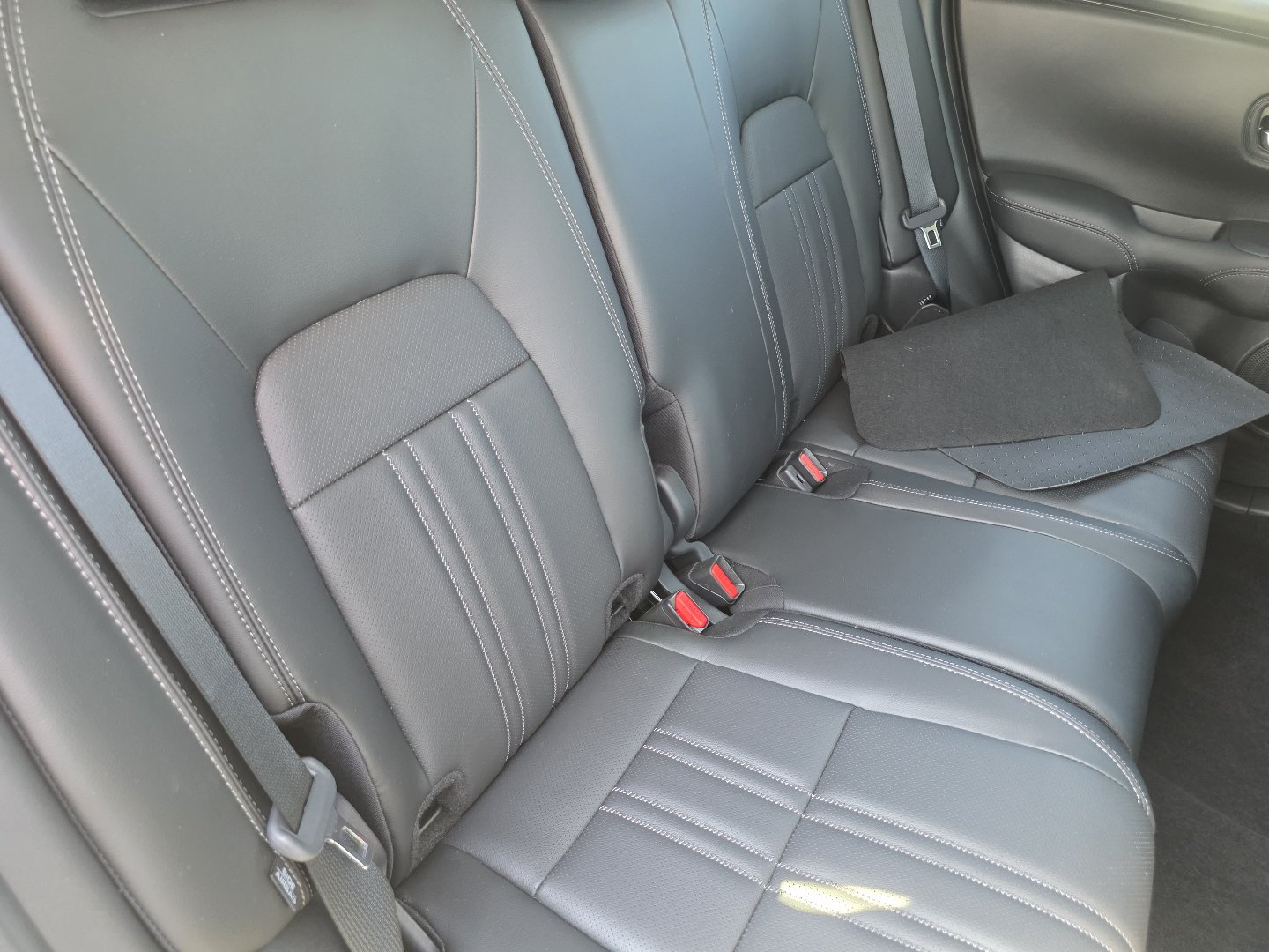 2025 Honda HR-V EX-L - Photo 19