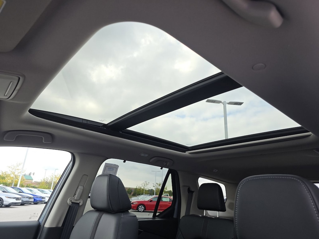 New 2025 Honda Pilot Touring SUV