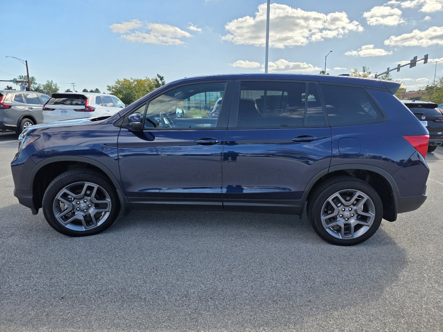 2023 Honda Passport EX-L - Photo 13