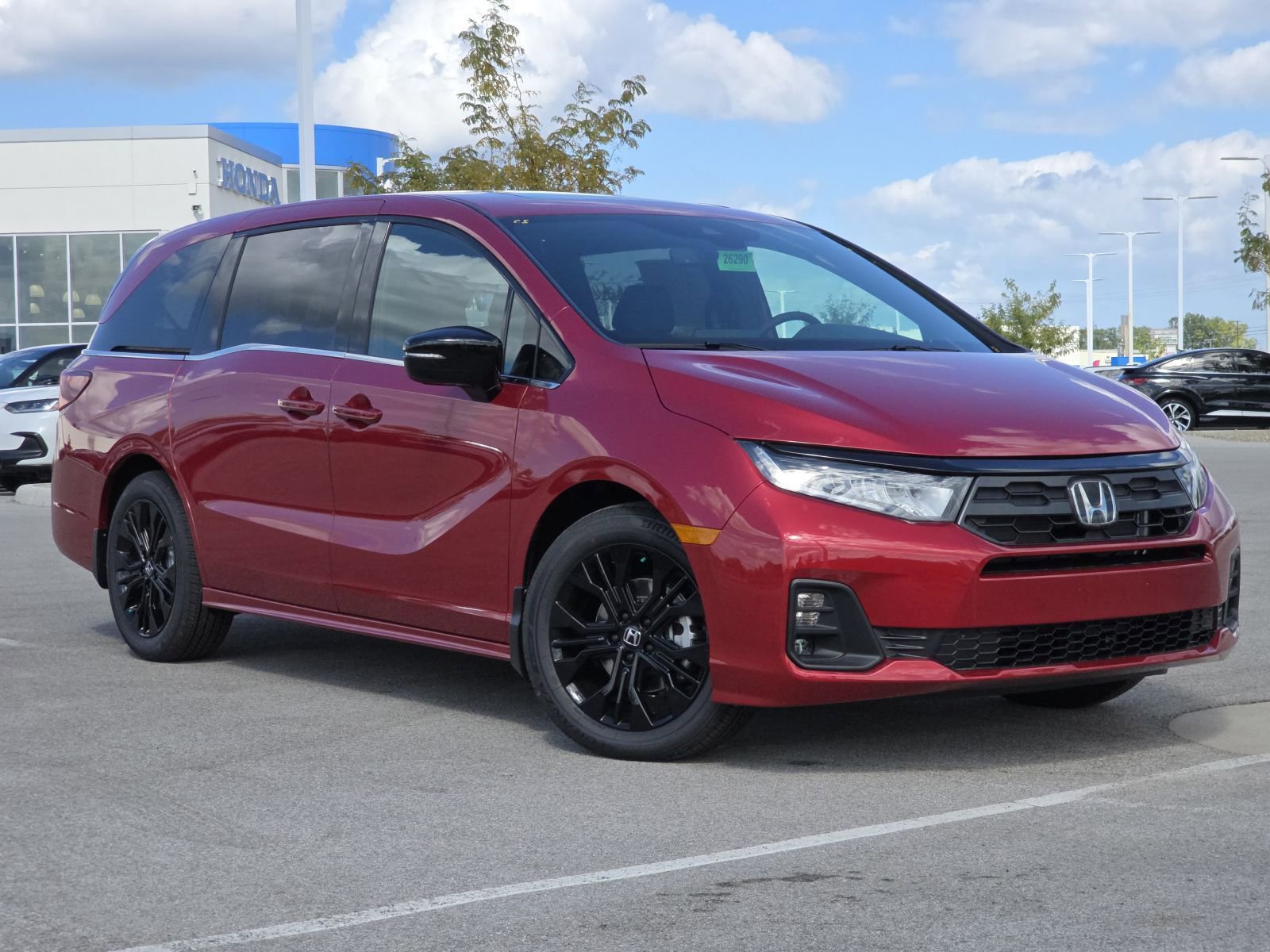 2026 Honda Odyssey photo 2