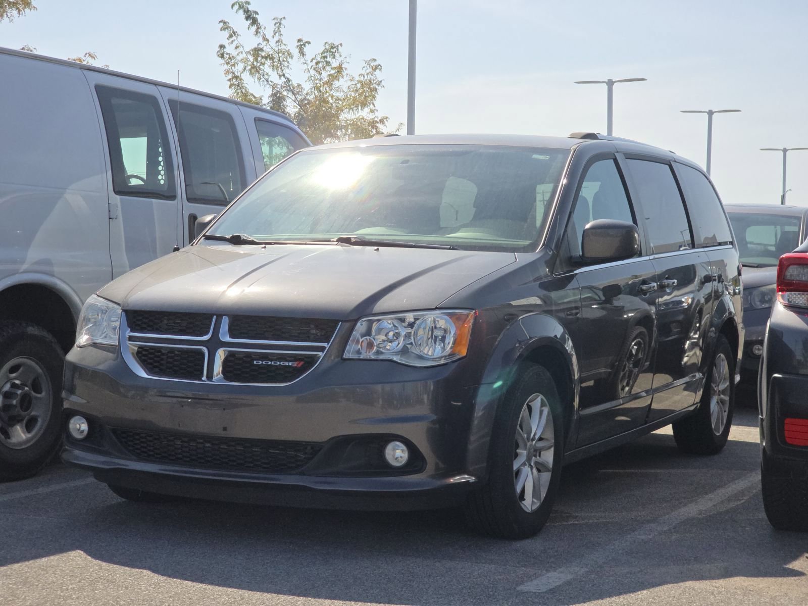 2018 Dodge Grand Caravan SXT photo 3