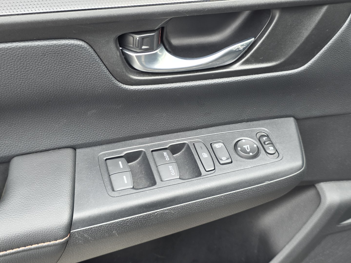 2024 Honda CR-V Sport - Photo 24