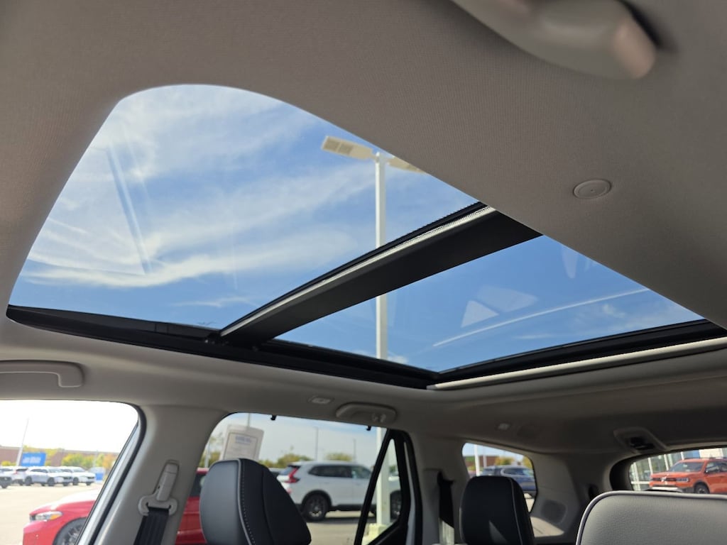 New 2025 Honda Pilot Elite SUV