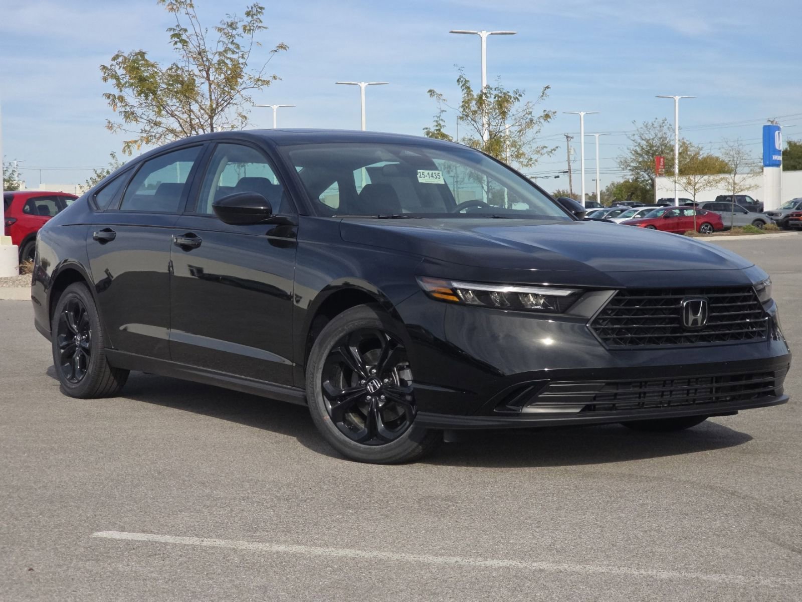 2025 Honda Accord SE photo 2