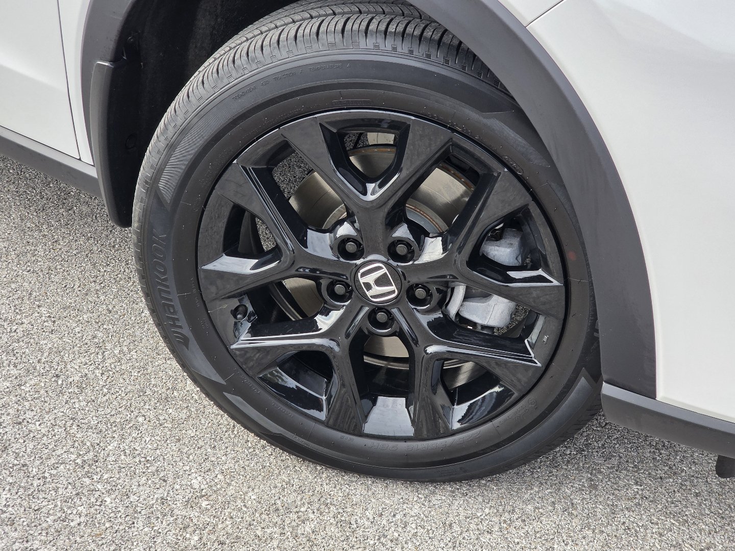 2025 Honda HR-V Sport - Photo 9