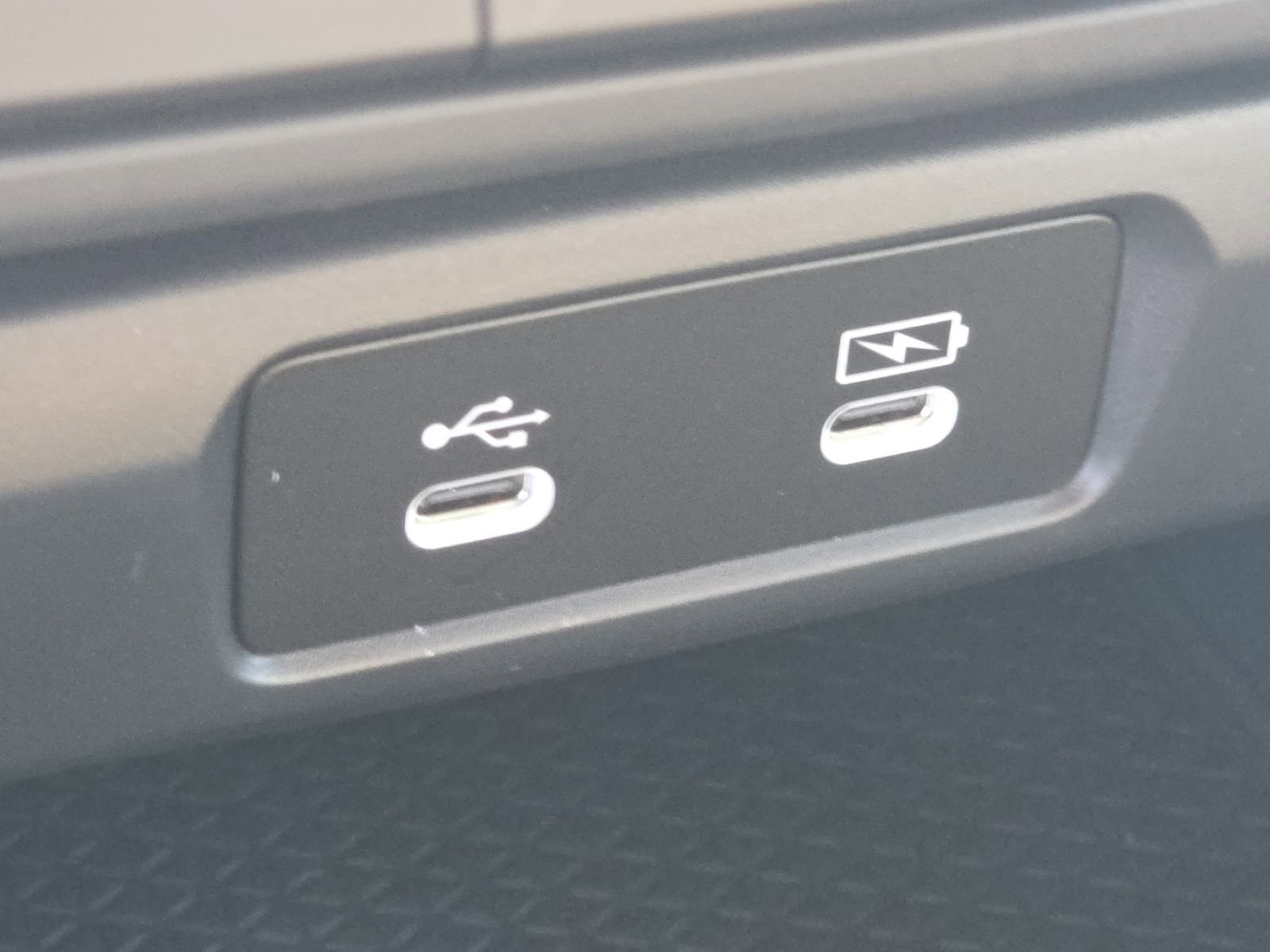 2025 Honda Accord LX photo 3