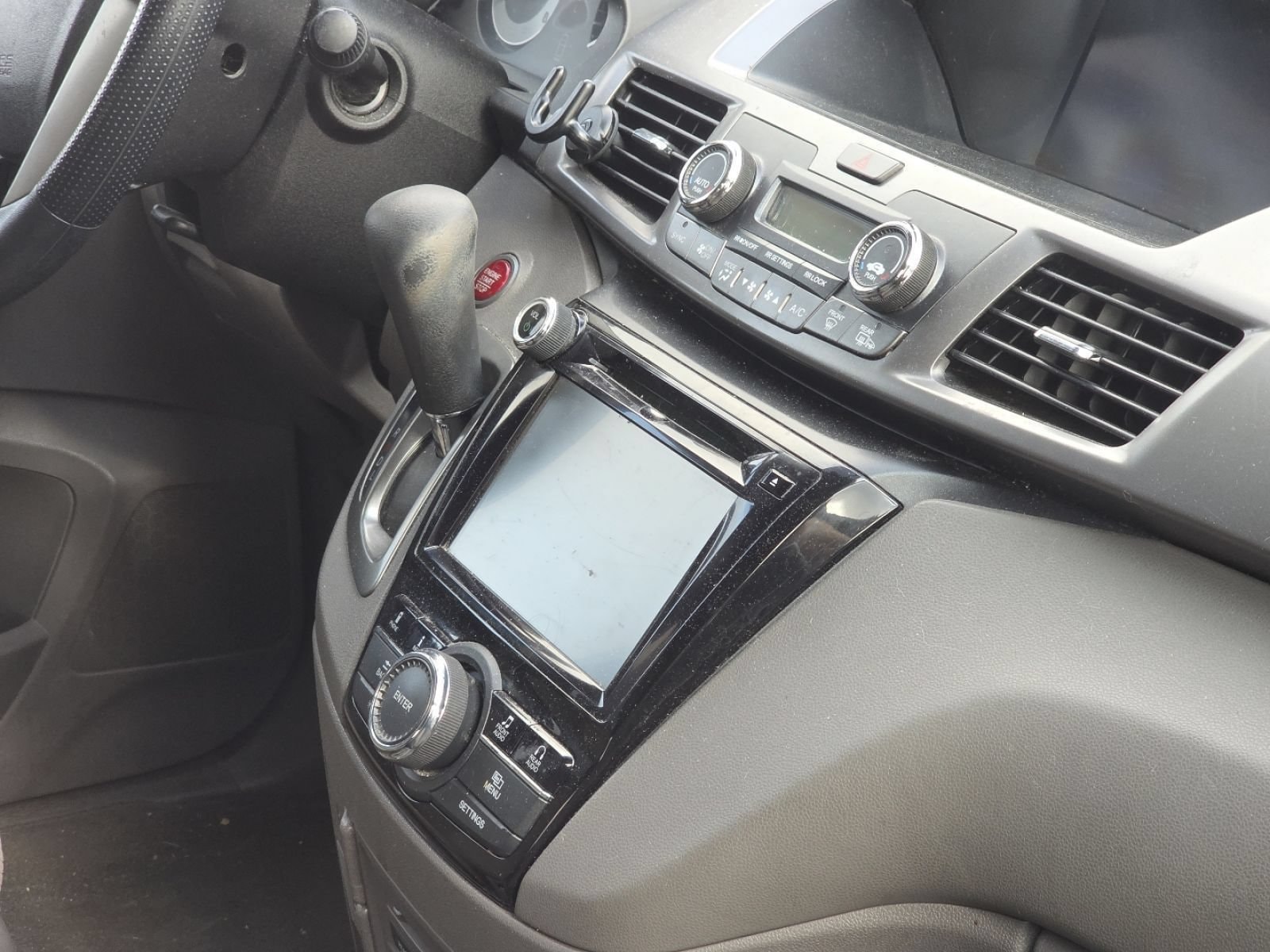 2016 Honda Odyssey SE - Photo 20