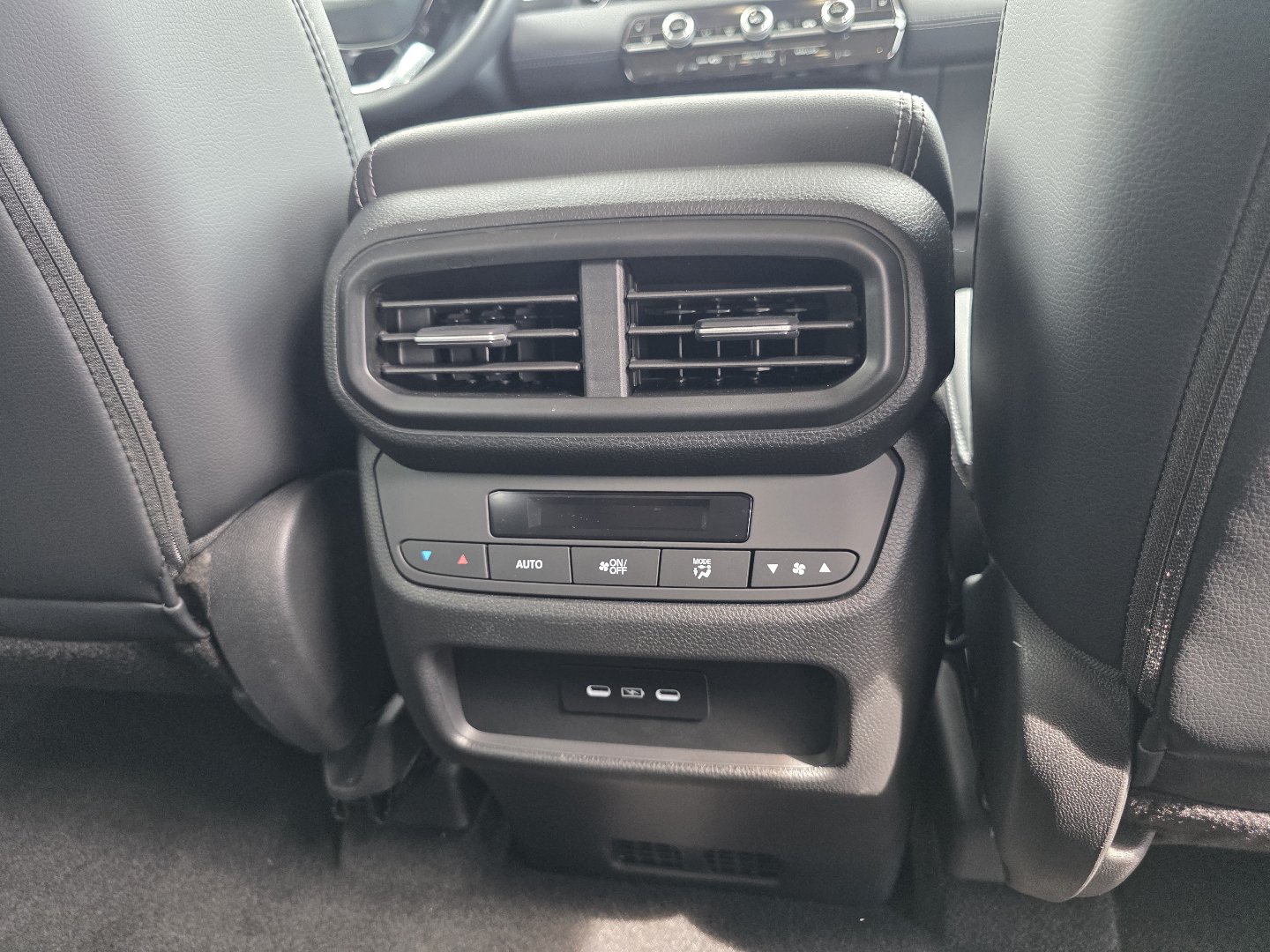 2025 Honda Pilot EX-L - Photo 21