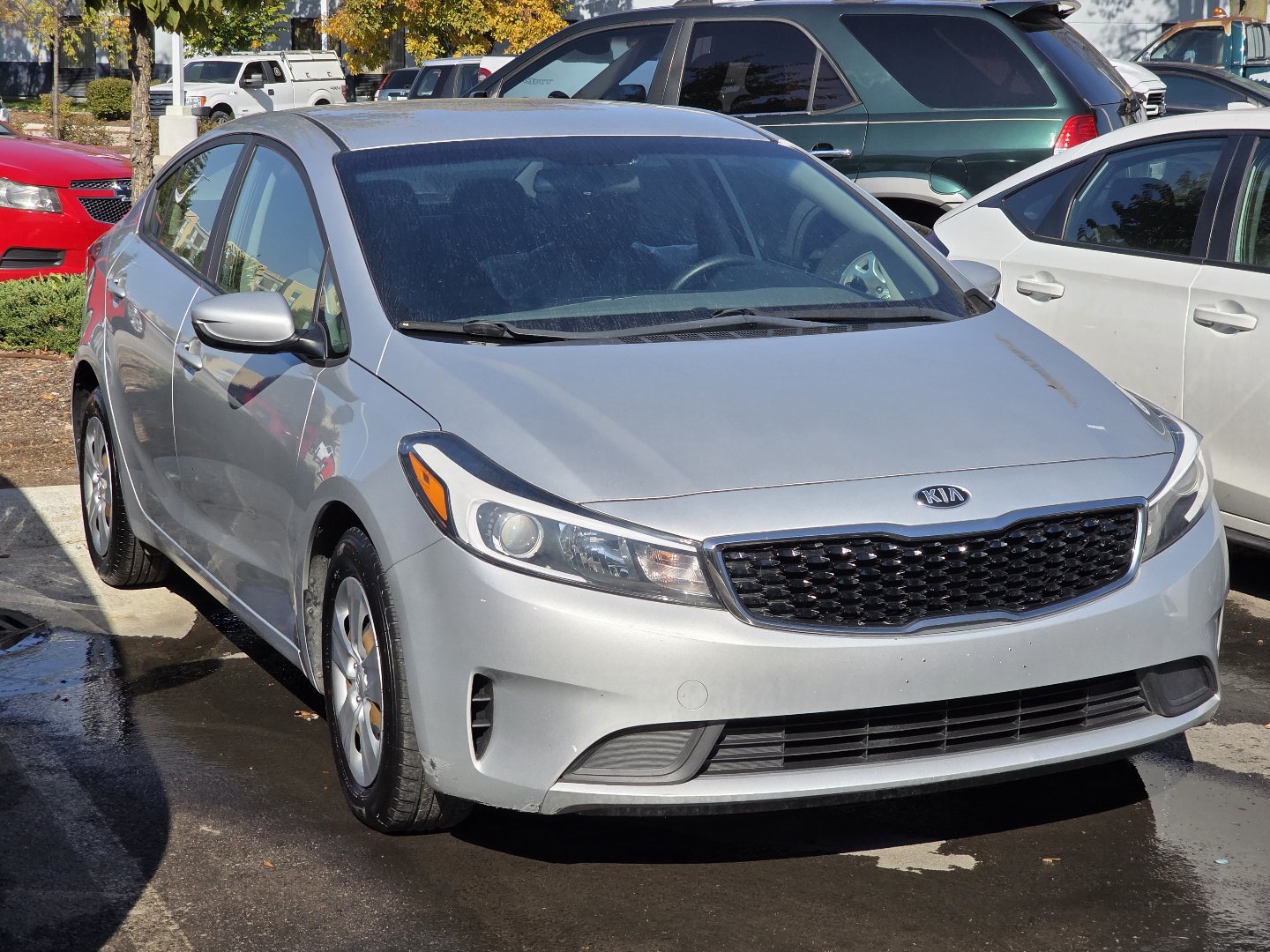 Used 2018 Kia FORTE LX with VIN 3KPFK4A77JE210031 for sale in Maumee, OH
