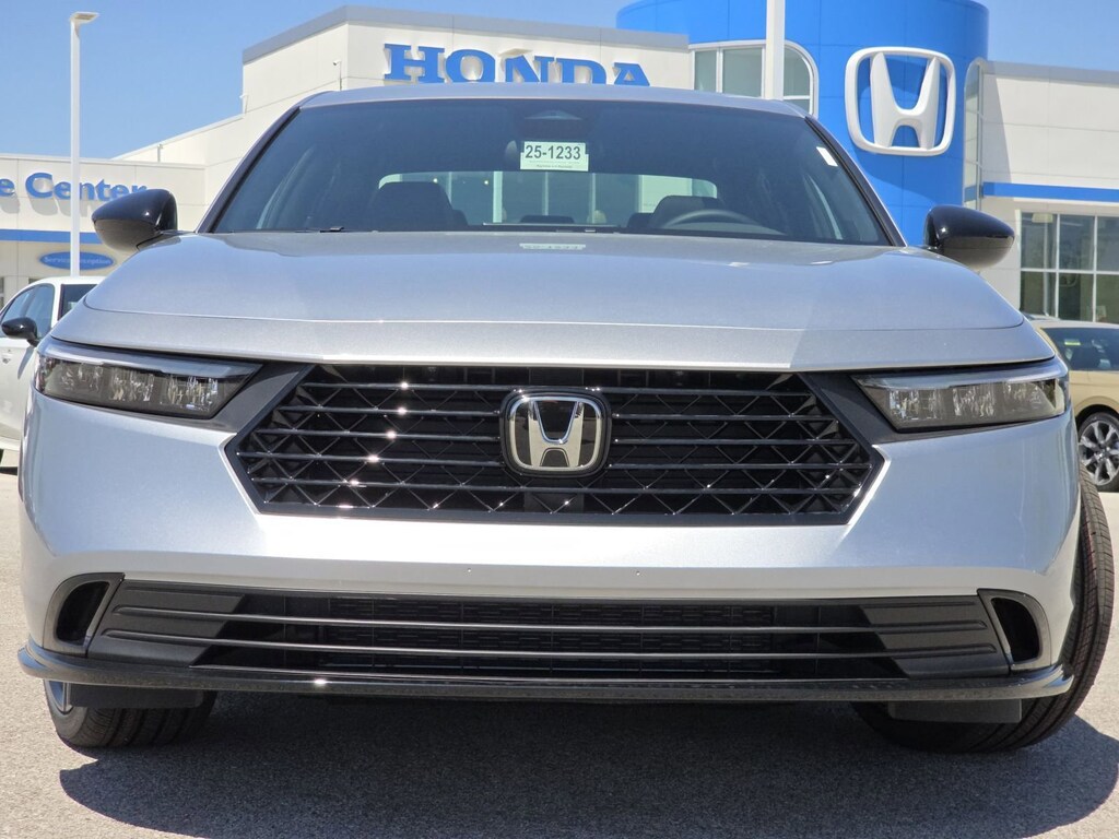 2025 Honda Accord Hybrid Sport-L photo 2