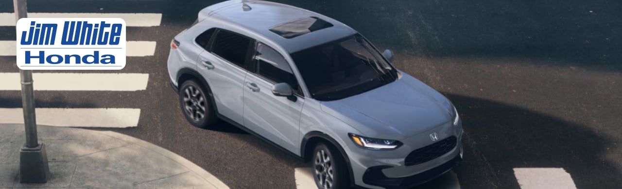 What%E2%80%99s%20New%20in%20the%202026%20Honda%20HR-V%20Compact%20SUV.png Interior of the 2026 Honda HR-V showing digital display and modern cabin design