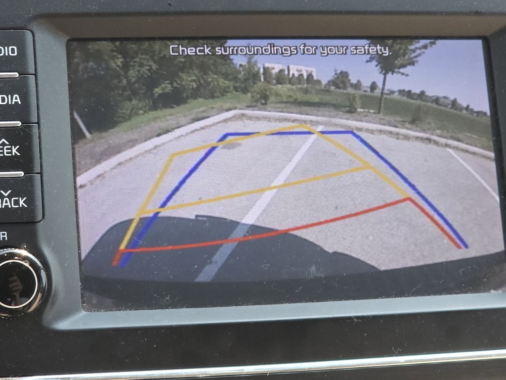 Used 2020 Kia Sedona LX Minivan/Van