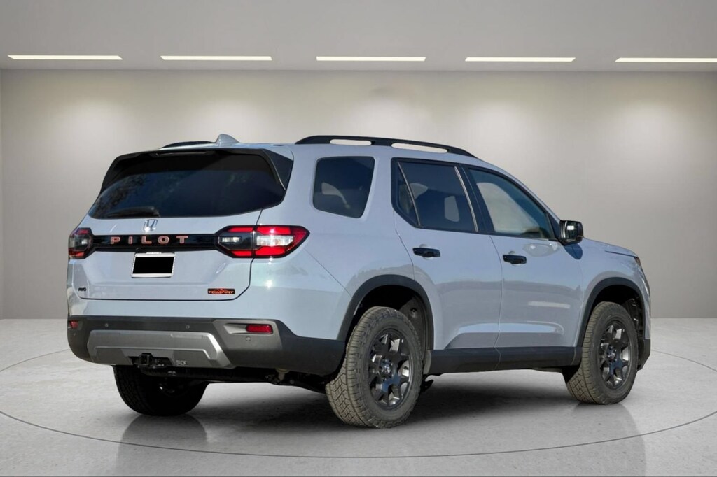 New 2026 Honda Pilot TrailSport SUV
