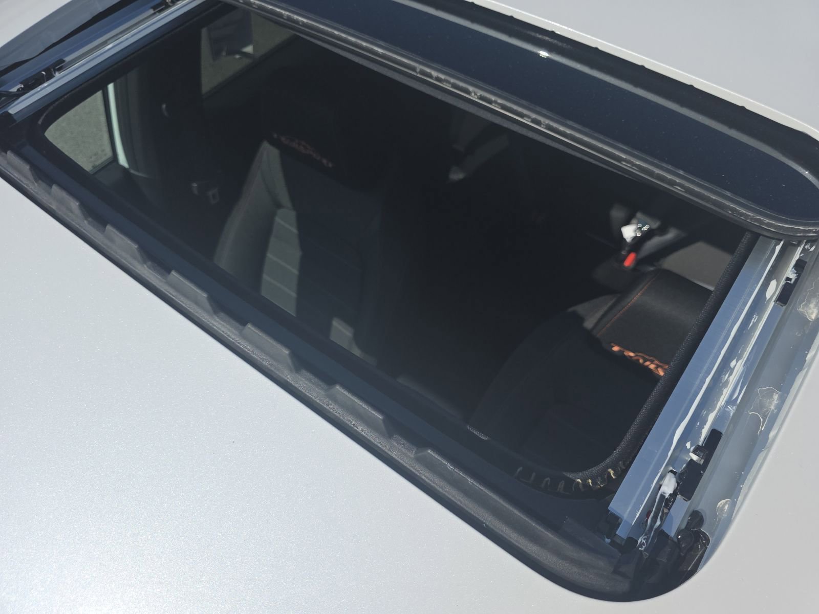 2026 Honda CR-V Hybrid photo 2