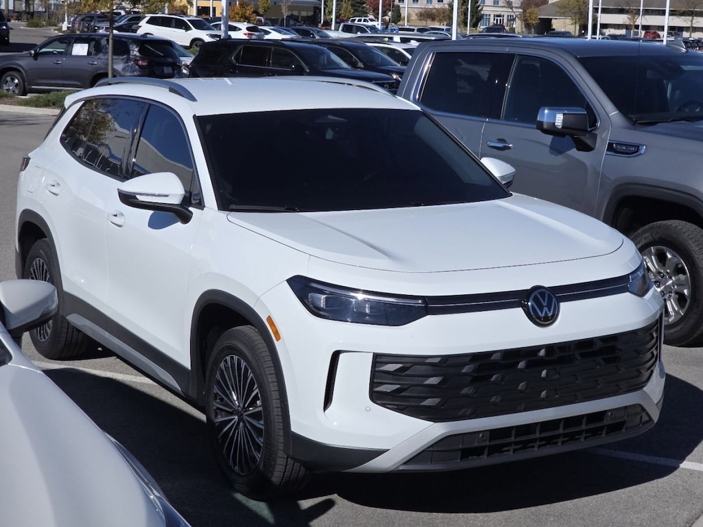 Used 2025 Volkswagen Tiguan 2.0T S SUV