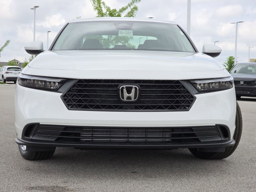 2025 Honda Accord LX photo 2