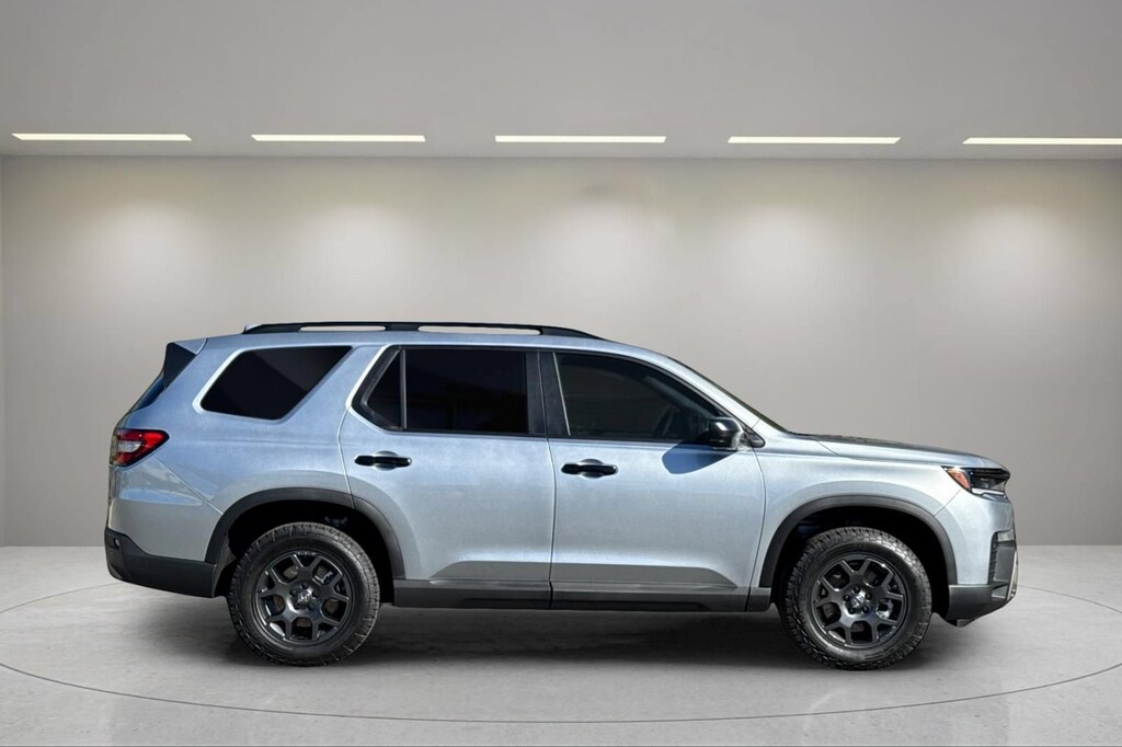 New 2026 Honda Pilot TrailSport SUV