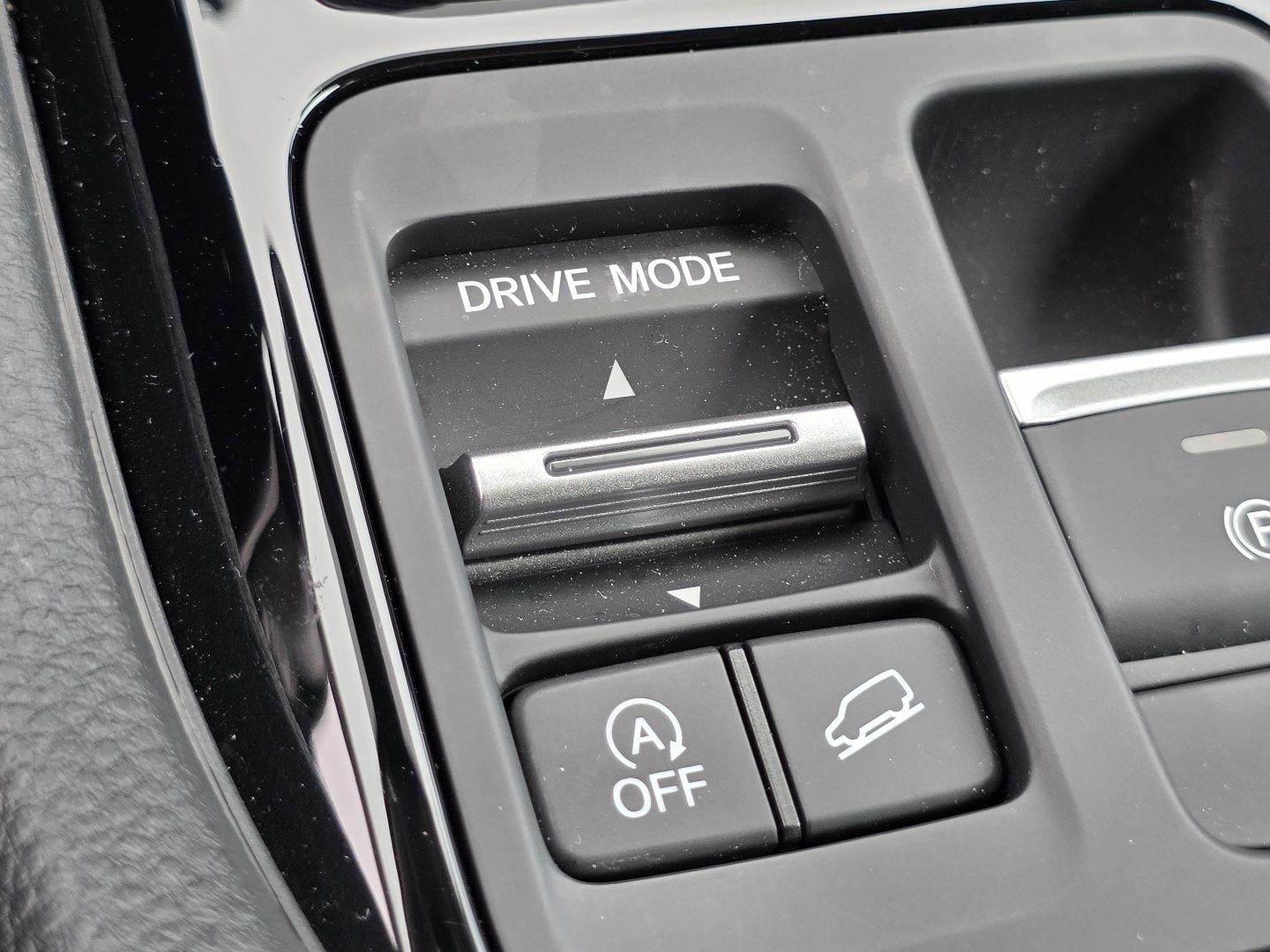 2025 Honda Pilot EX-L - Photo 28