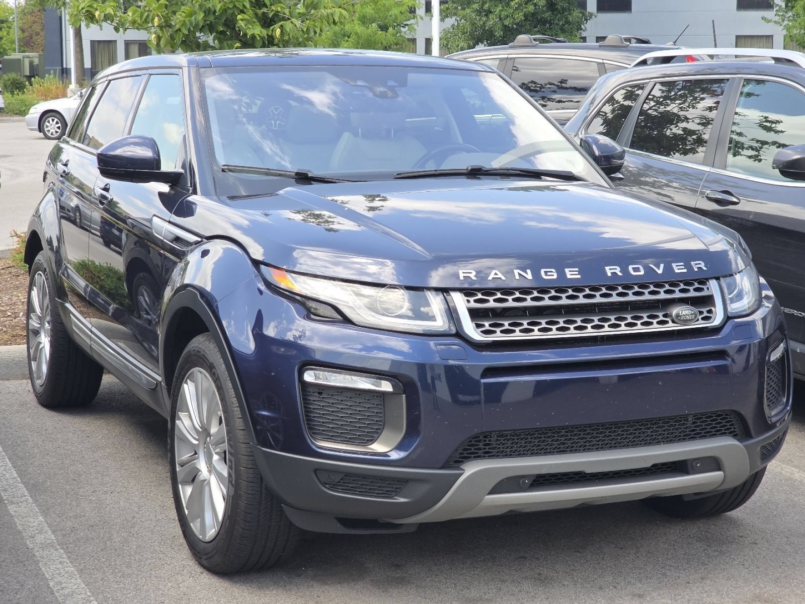 Used 2017 Land Rover Range Rover Evoque HSE with VIN SALVR2BG3HH174961 for sale in Maumee, OH