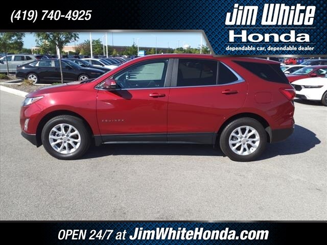 Used 2021 Chevrolet Equinox LT with VIN 3GNAXUEV5ML326078 for sale in Maumee, OH