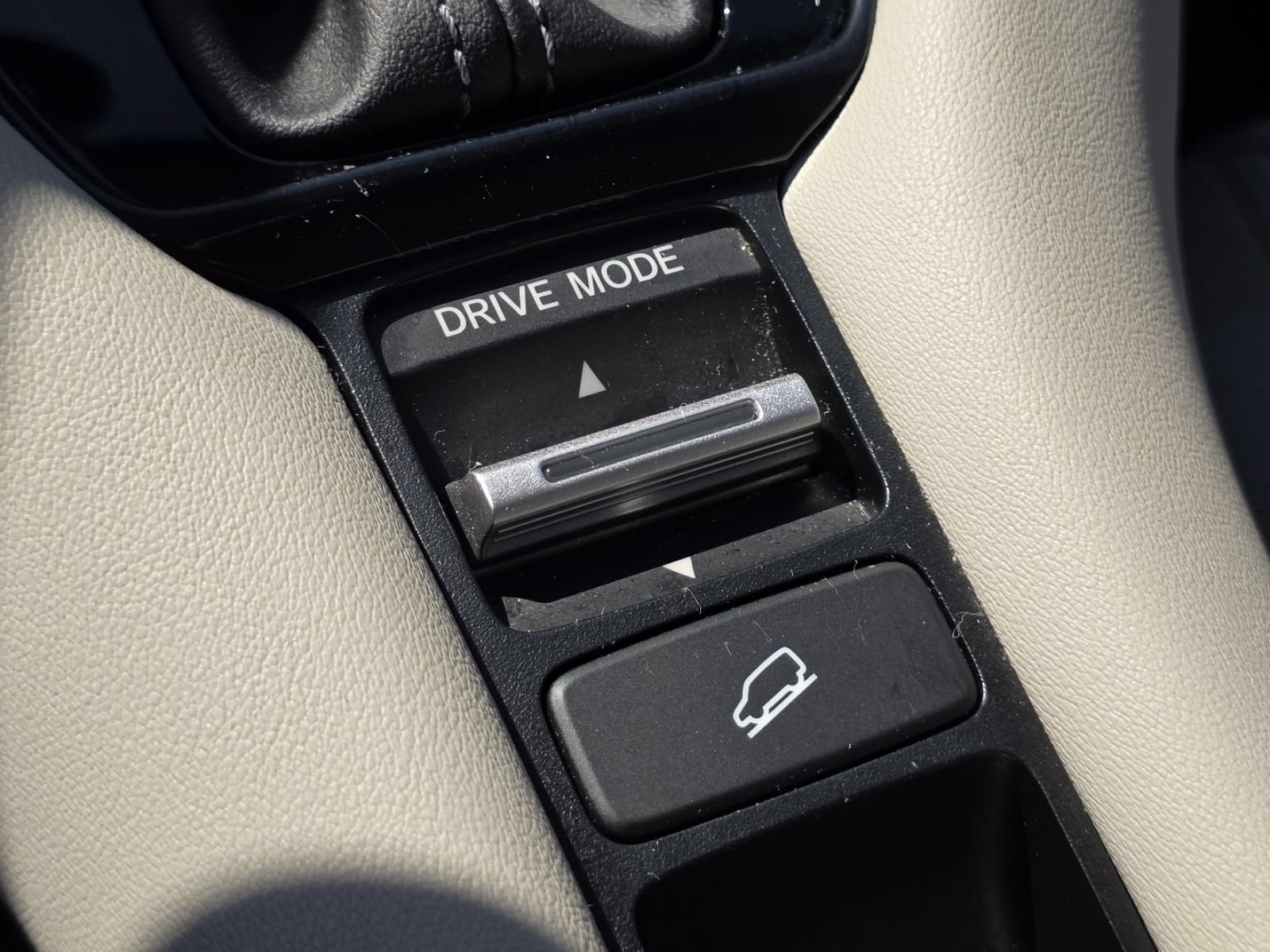 2023 Honda HR-V LX - Photo 8