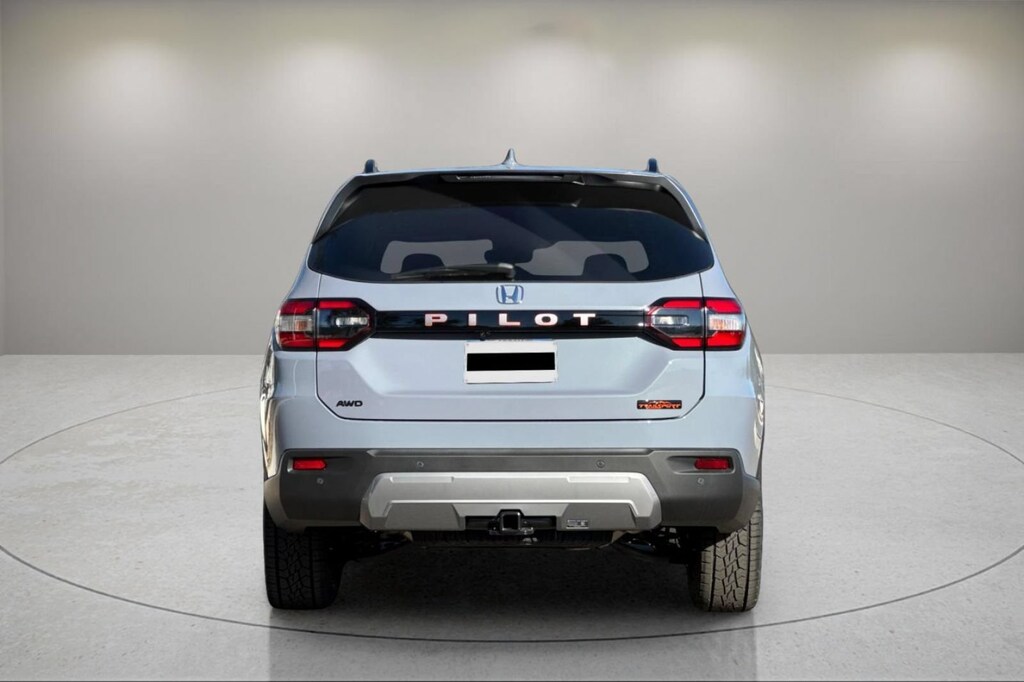 New 2026 Honda Pilot TrailSport SUV