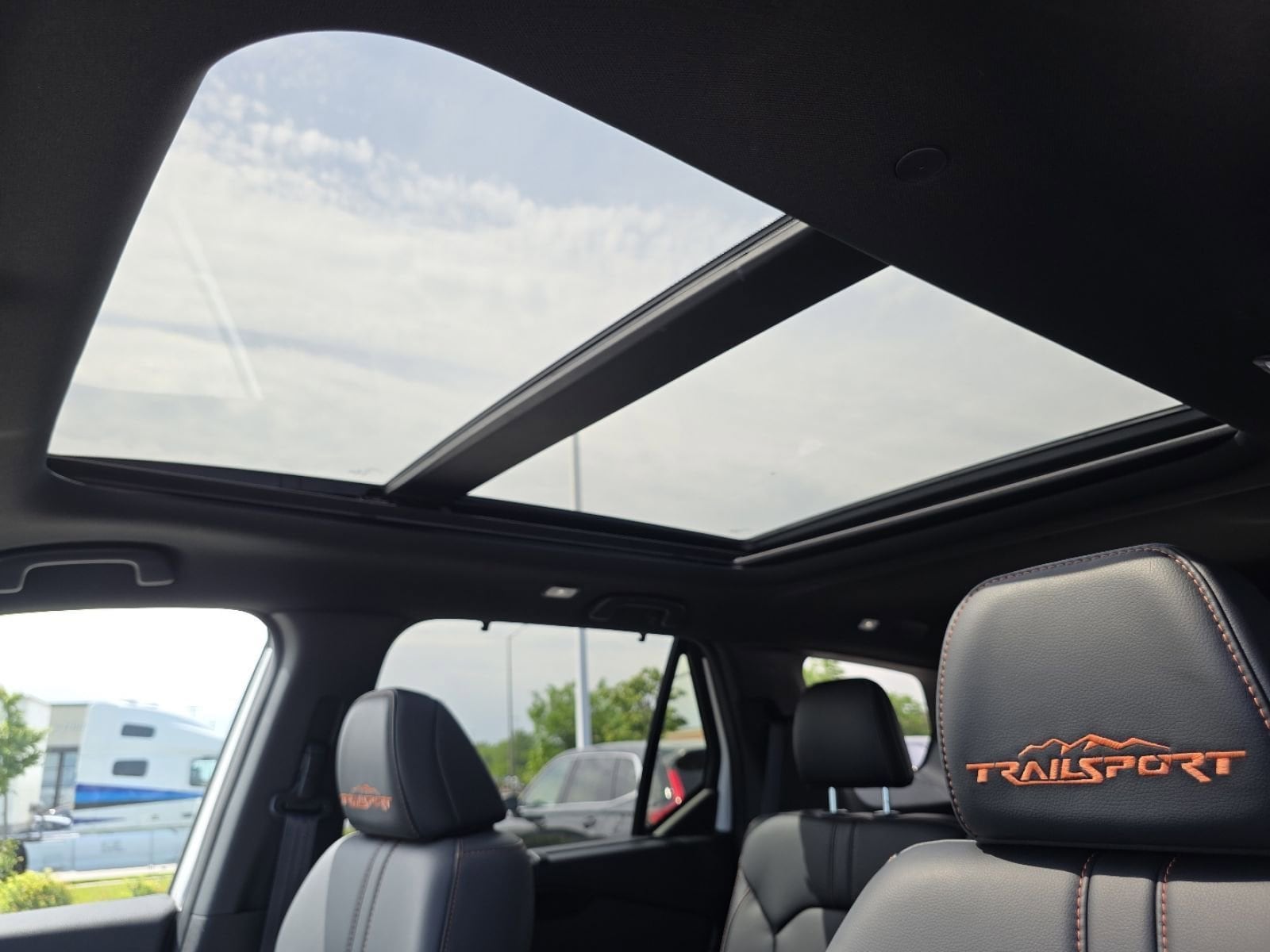 2023 Honda Pilot TrailSport - Photo 4