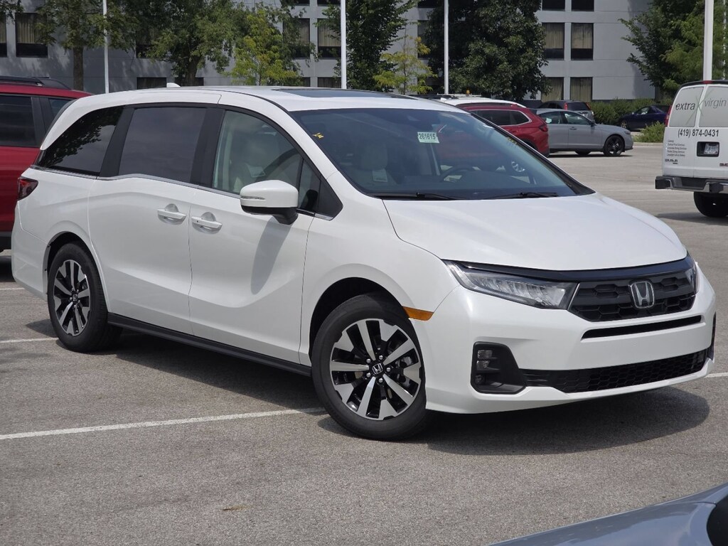 New 2026 Honda Odyssey EX-L Van Passenger