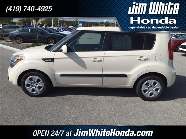 Used 2013 Kia Soul Base with VIN KNDJT2A57D7769335 for sale in Maumee, OH