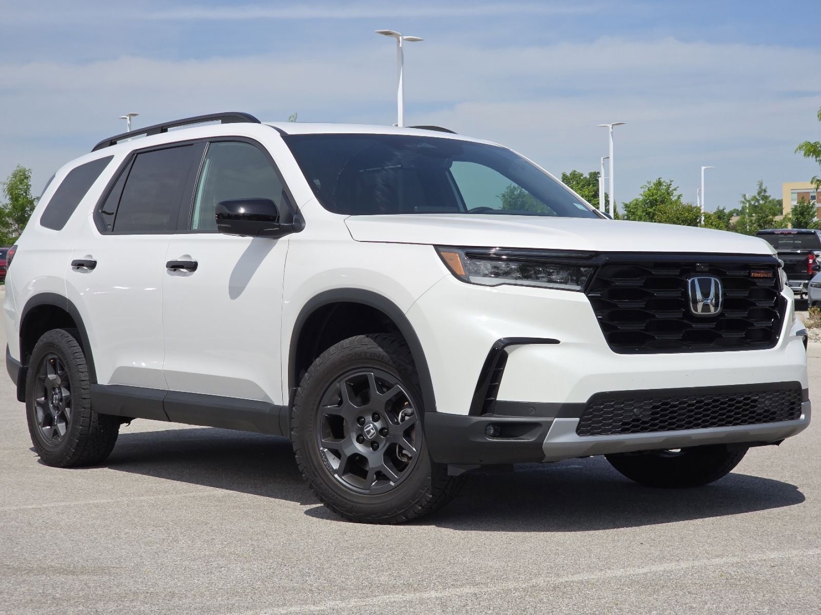 2023 Honda Pilot TrailSport - Photo 2