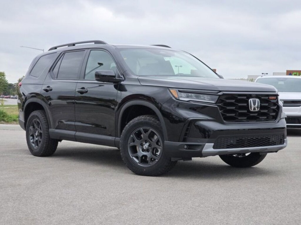 Certified 2025 Honda Pilot TrailSport SUV