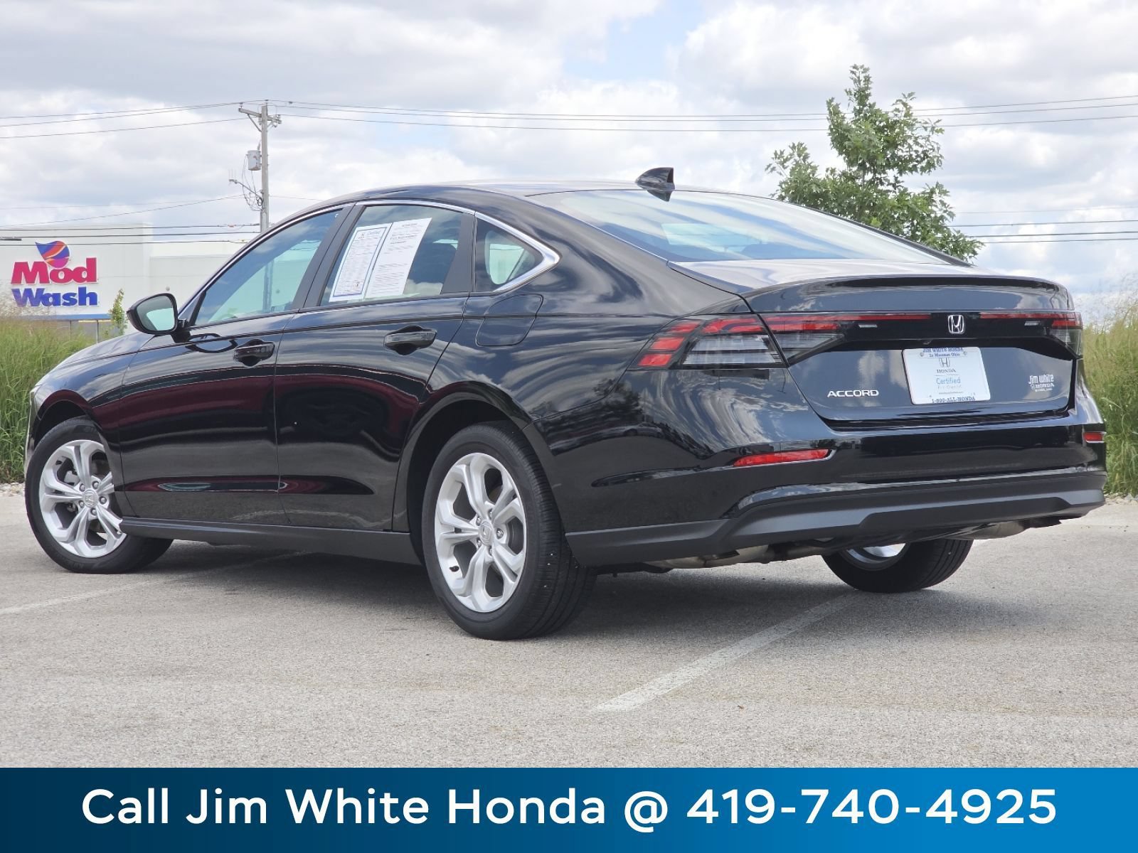 2024 Honda Accord LX - Photo 13