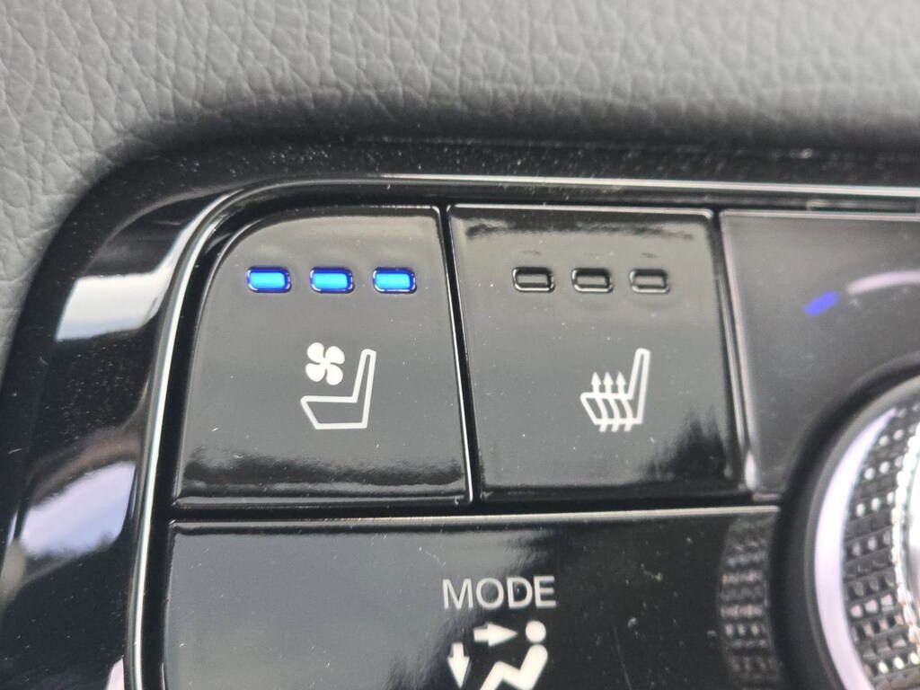 2025 Honda Pilot Elite photo 4