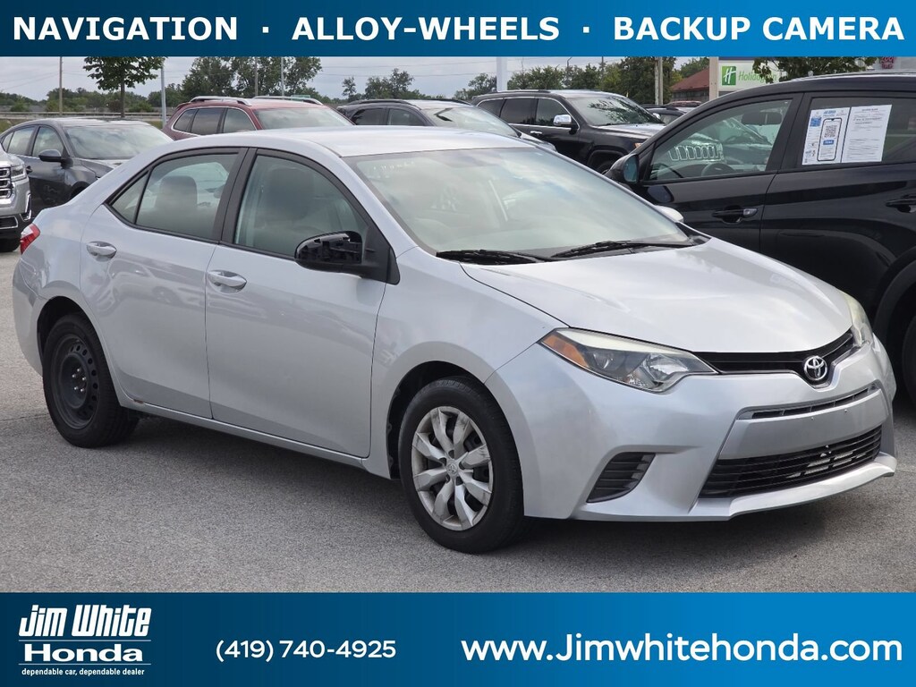 Used 2016 Toyota Corolla LE Sedan