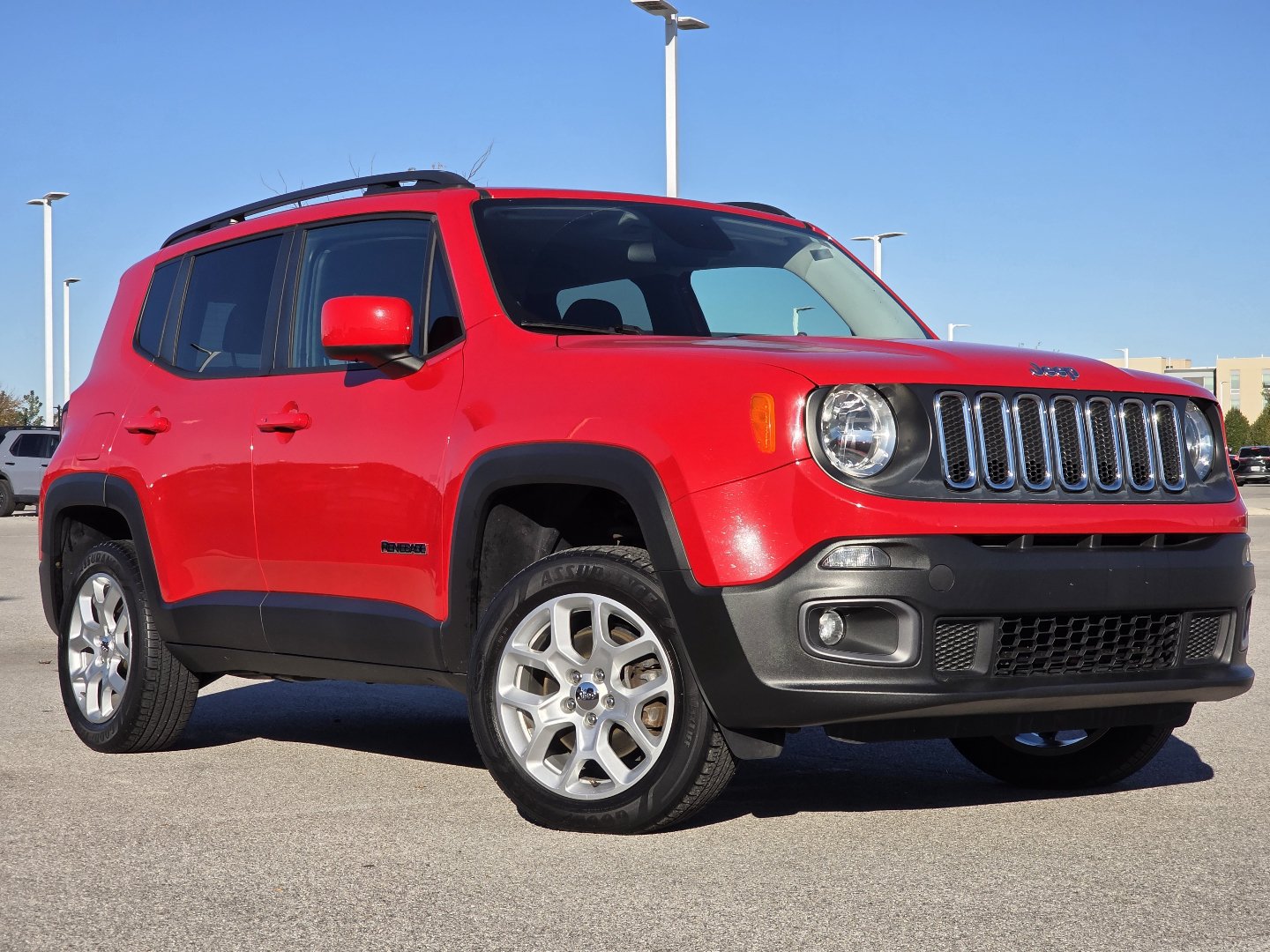 Used 2017 Jeep Renegade Latitude with VIN ZACCJBBB3HPF25399 for sale in Maumee, OH