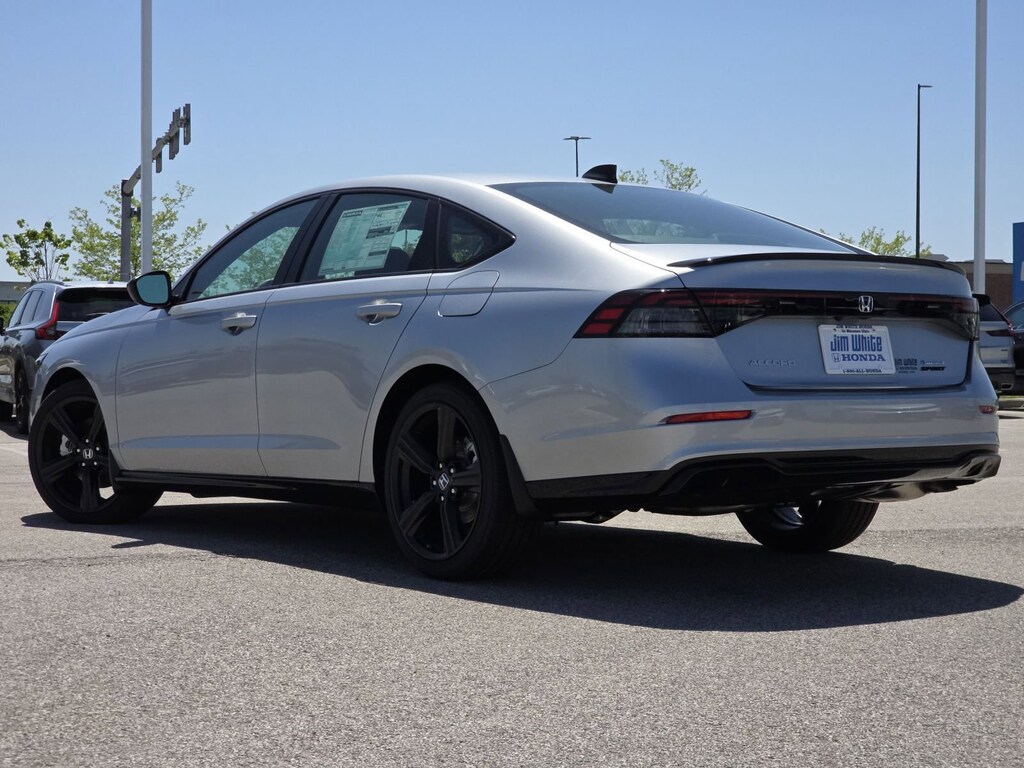 2025 Honda Accord Hybrid Sport-L photo 4