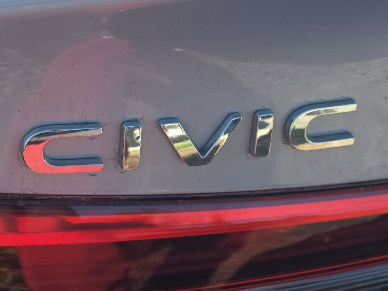 2022 Honda Civic Touring photo 3