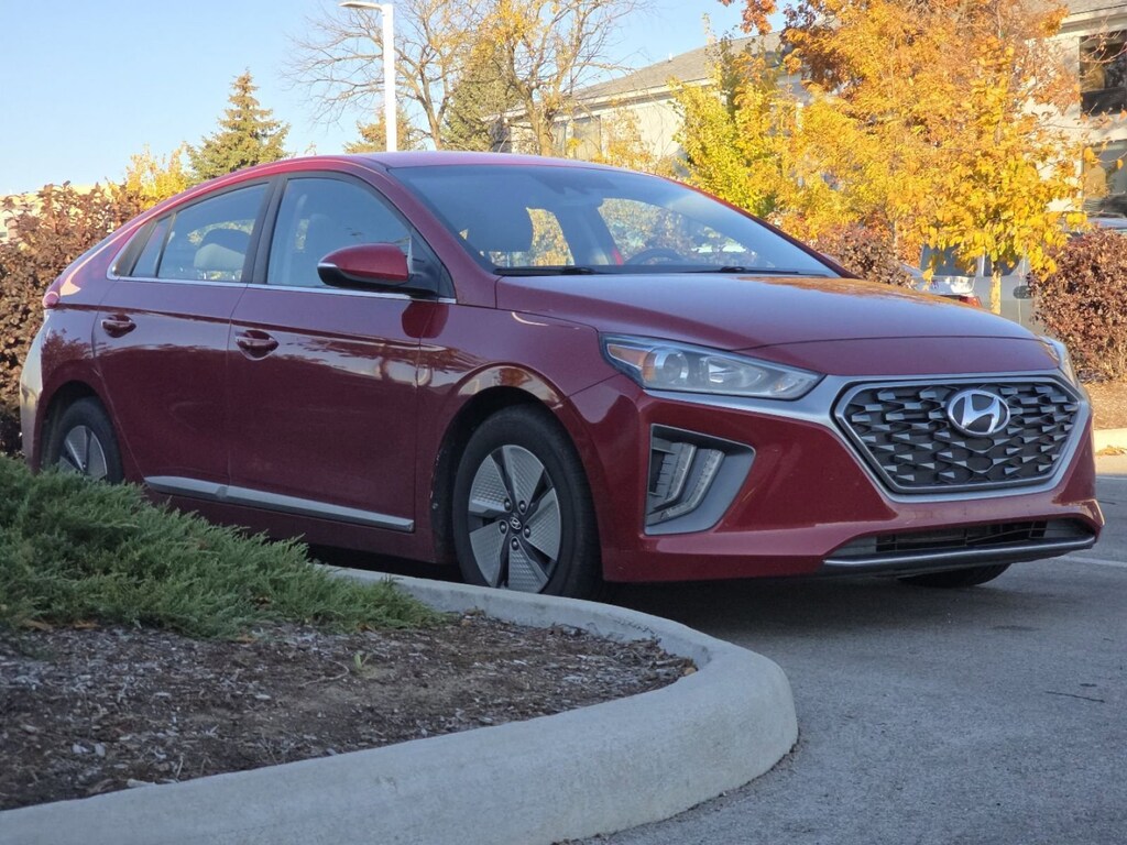 Used 2022 Hyundai IONIQ Hybrid SE Hatchback