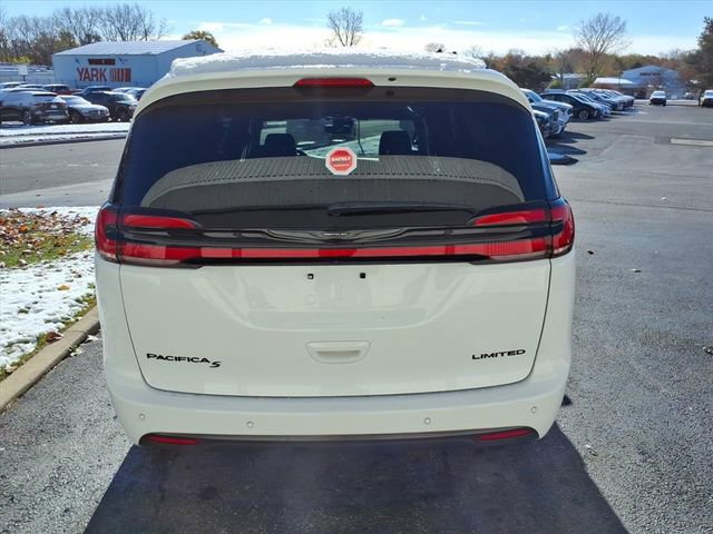 2025 Chrysler Pacifica Limited - Photo 23