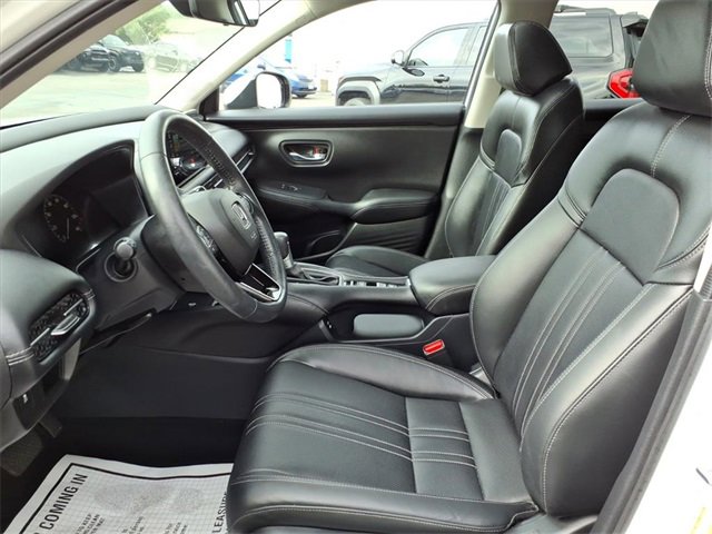 2024 Honda HR-V EX-L photo 2