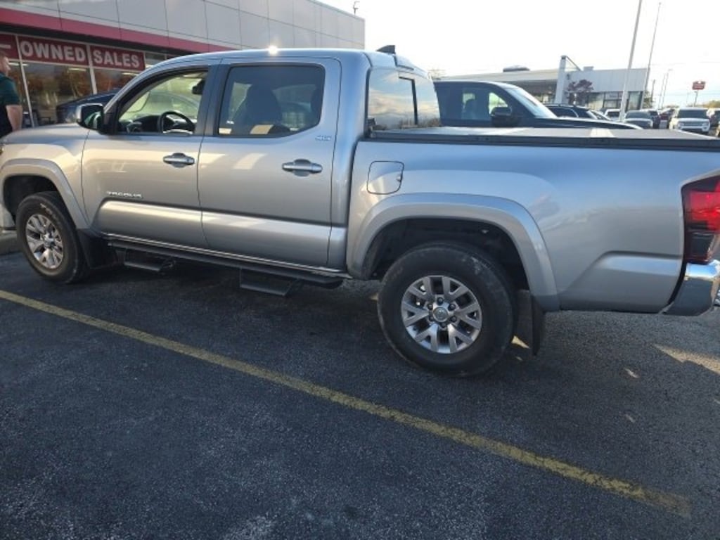 Certified 2019 Toyota Tacoma 4WD SR5 Truck Double Cab