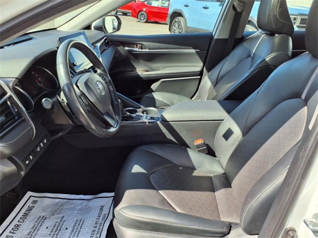 2023 Toyota Camry XSE photo 3