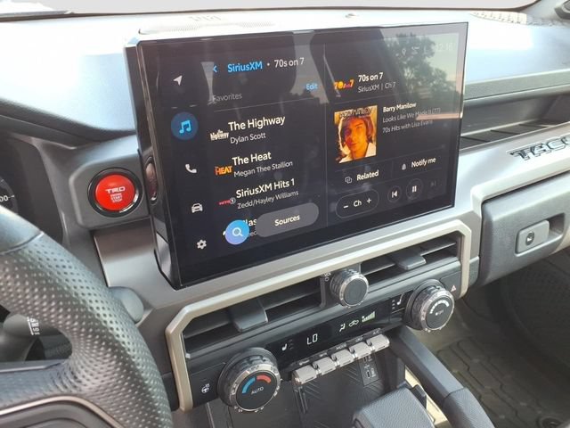 2024 Toyota Tacoma TRD Sport - Photo 12