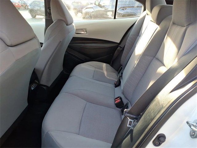 2023 Toyota Corolla SE photo 3