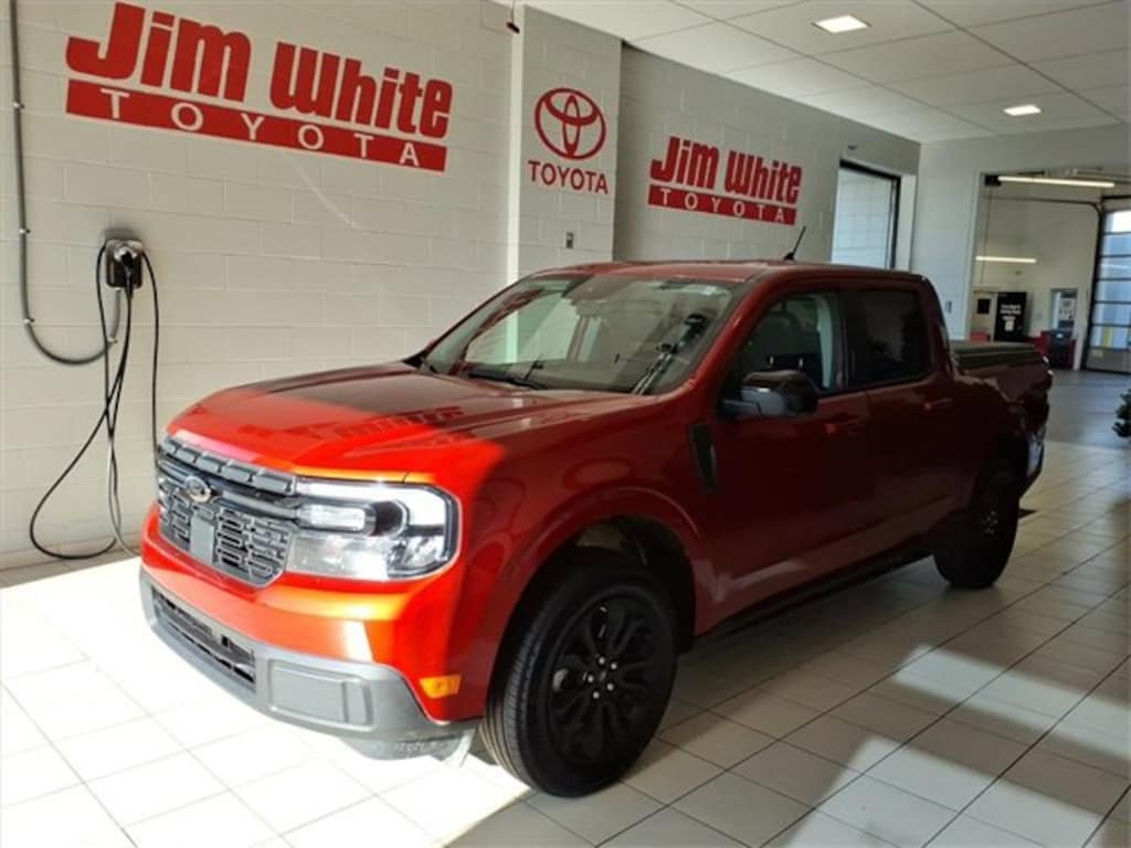 Used 2023 Ford Maverick LARIAT Truck SuperCrew