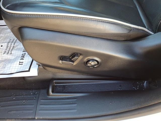 2025 Chrysler Pacifica Limited - Photo 3