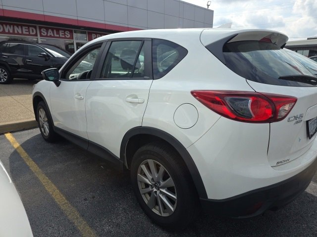 2016 Mazda CX-5 Sport photo 2